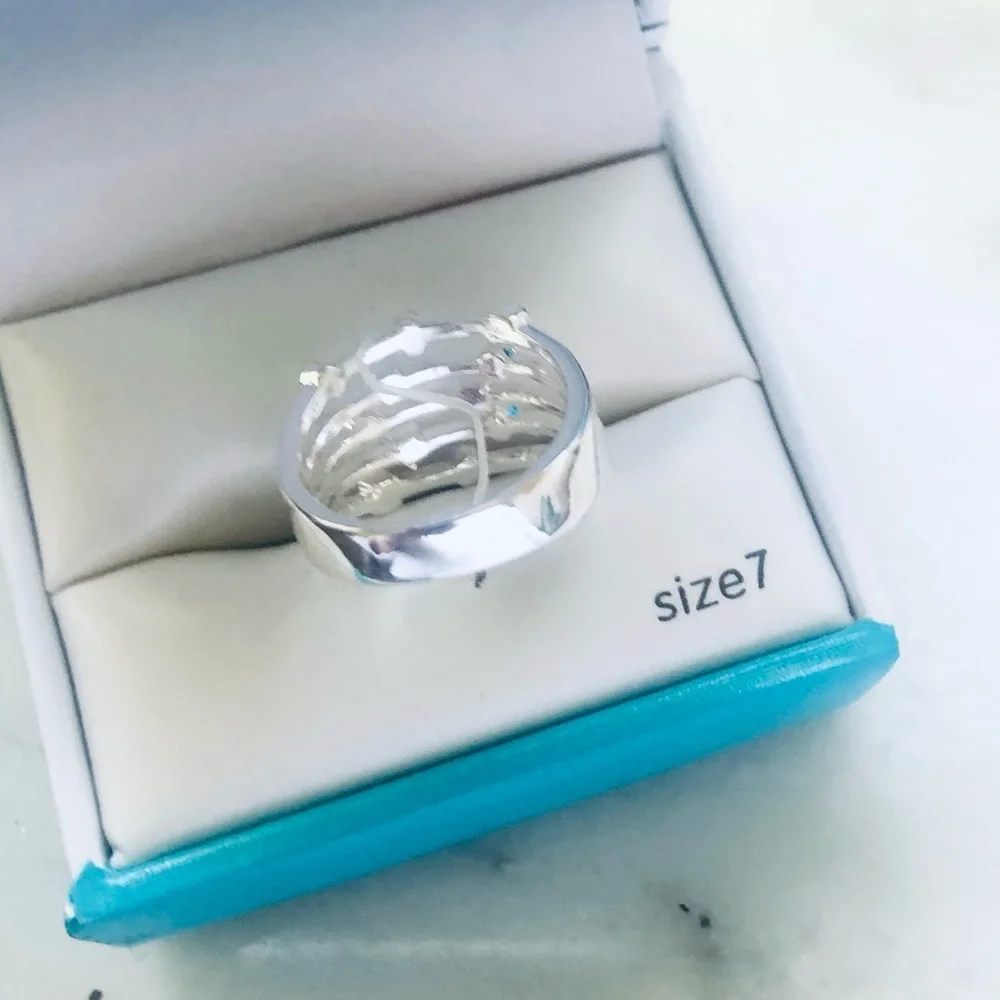 Silver Ring - Picture 2 of 2